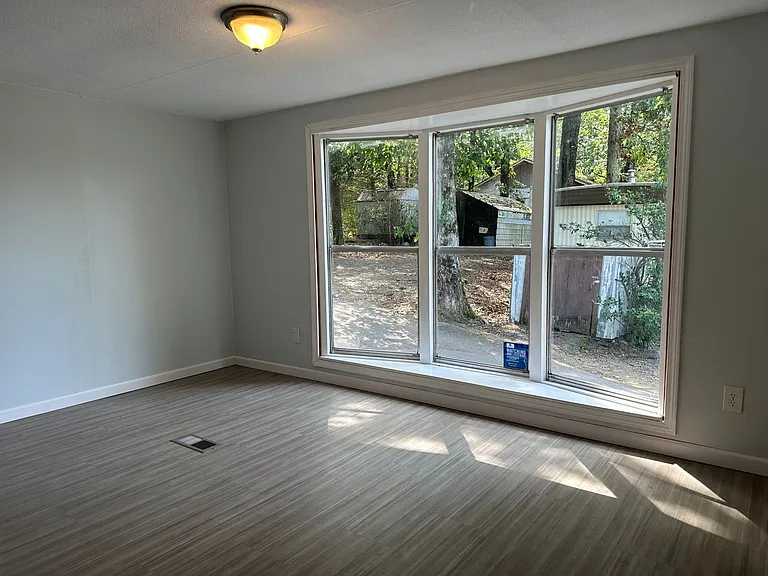 6614 Fitts Rd — Photo 8
