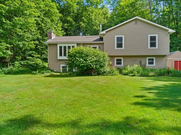 80 Phoenix Circle, Richmond, VT 05477