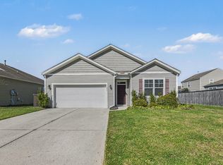 621 Wayton Cir, Moncks Corner, SC 29461