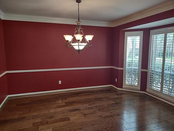 3rd image of 4406 Lightbranch Ct