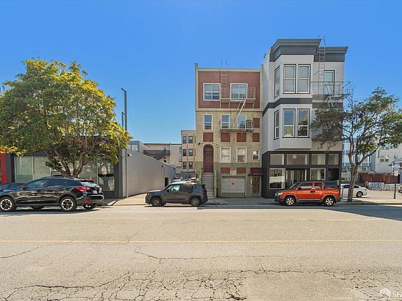 3rd image of 1330 Valencia St