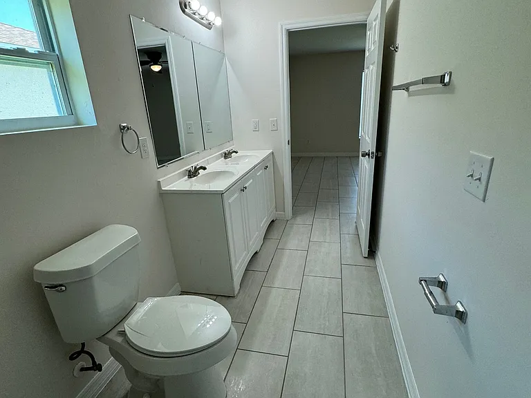 3305 SW 15th Pl #3305 — Photo 16