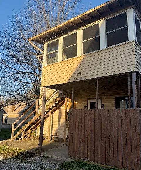 107 W Main St #B — Photo 23