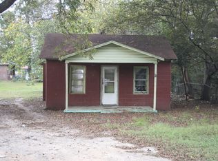 35 Third Street, Hawkinsville, GA 31036