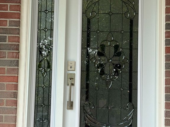 2nd image of 44 Sylvia St