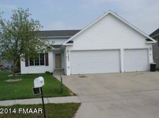 5625 20th Street Cir S, Fargo, ND 58104