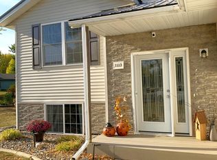 1113 Ashmore Cir, Montevideo, MN 56265