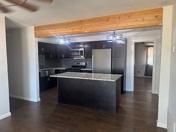 2nd image of 4332 SE 37th St
