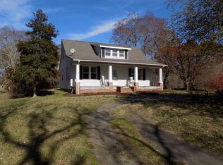 326 Mill Pond Rd, Warsaw, VA 22572