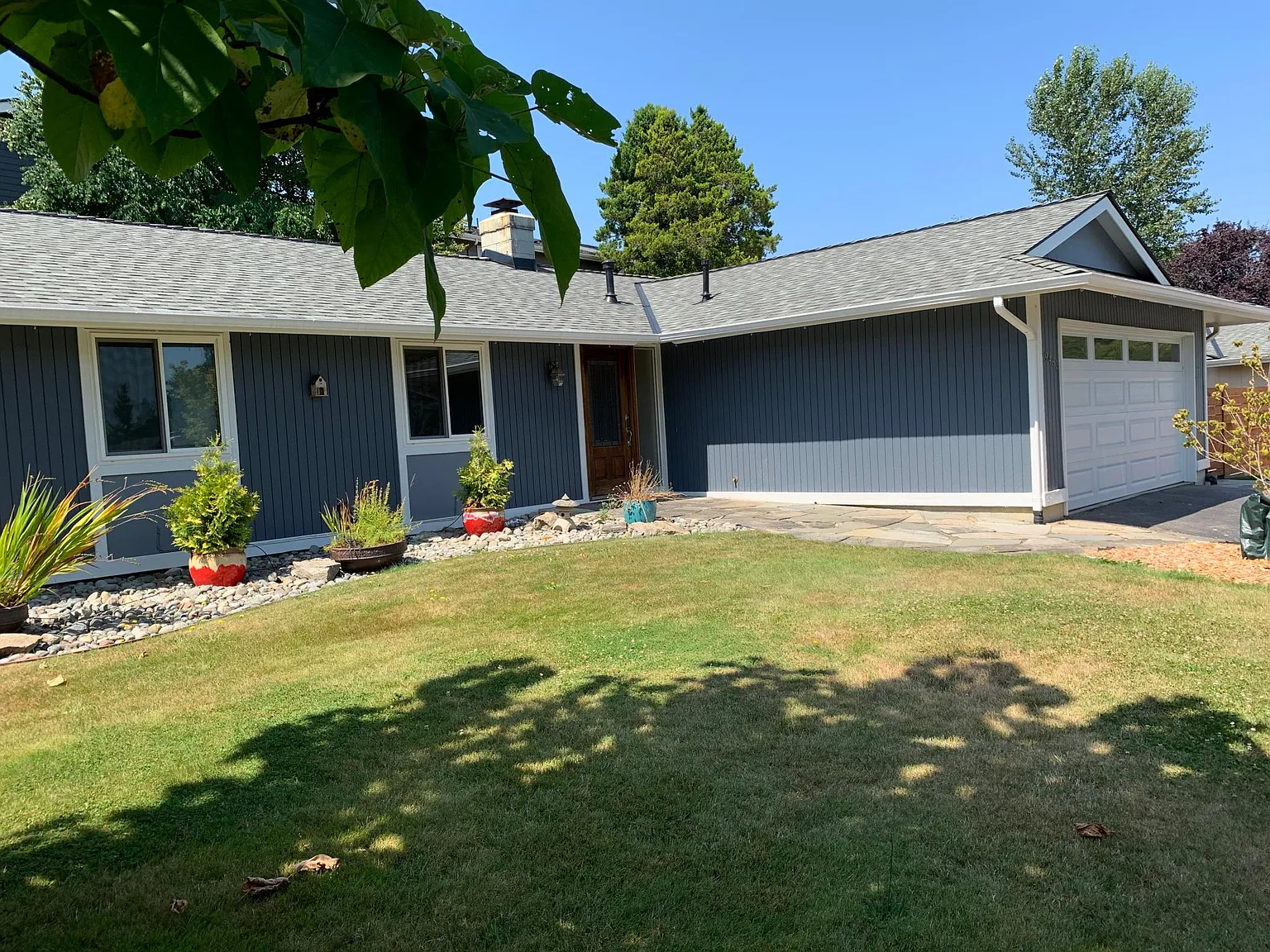 3 bed, 1180 sqft, $3,150 — Photo 4