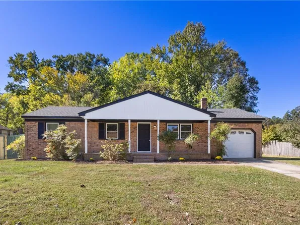 24 Lee Ave, Poquoson, VA 23662