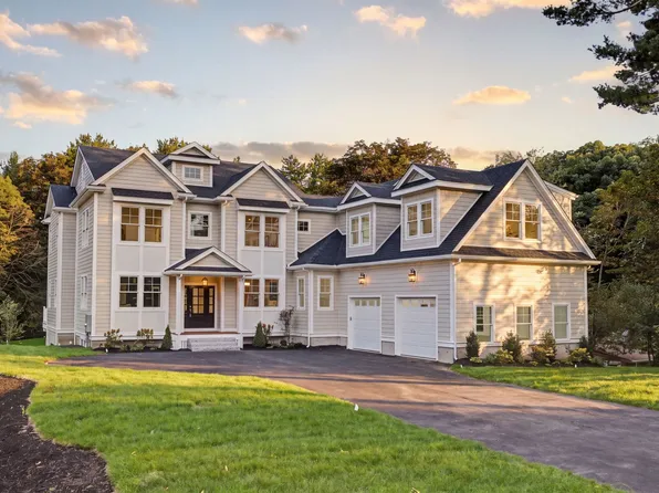 77 Wellesley Ave, Needham, MA 02494
