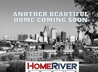 1004 W Royle St, Richmond, MO 64085