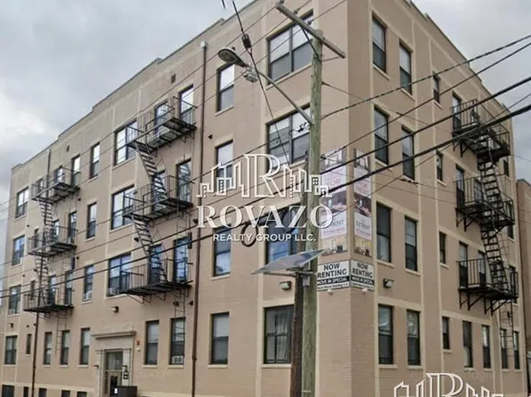 235 Munn Ave #206A, Irvington, NJ 07111