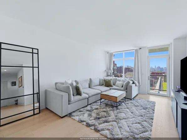 1400 Hudson Street image 1 of 31