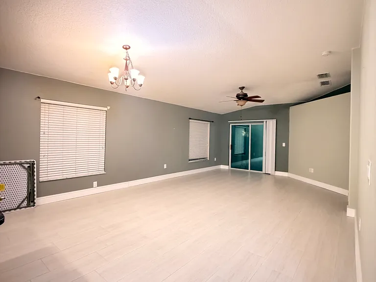 15416 Telford Spring Dr — Photo 3