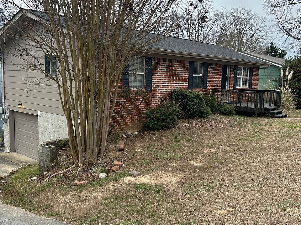 1st image of 151 Lawrence Dr