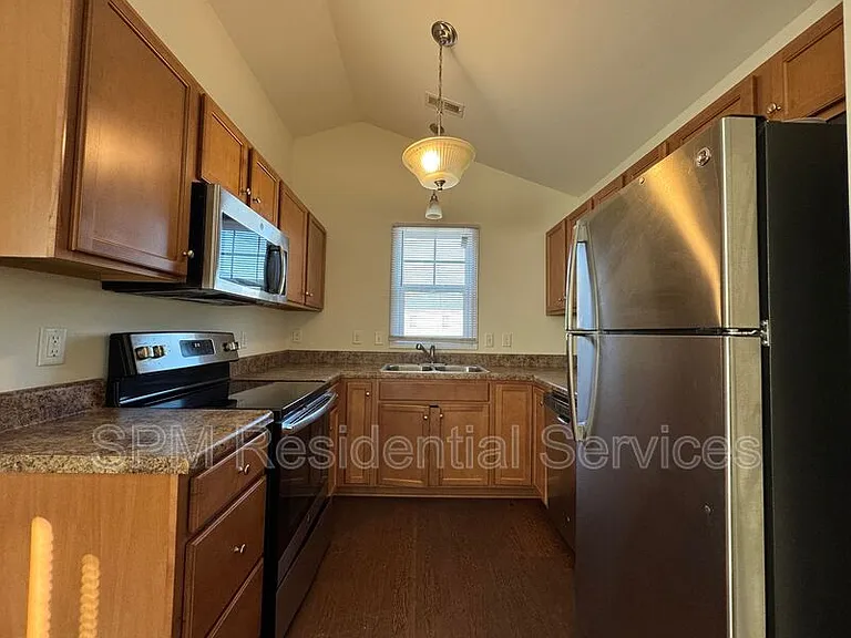 724 Kidder St — Photo 4