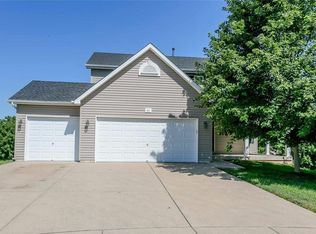 305 Split Rail Dr, Wentzville, MO 63385