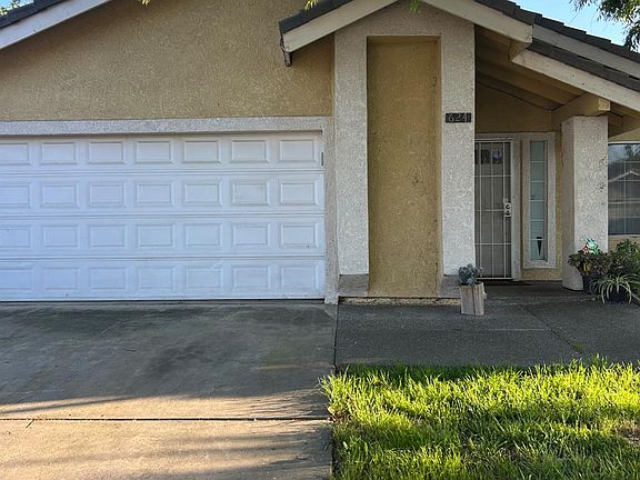 3rd image of 624 Park Hurst Way