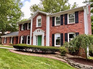 12110 Brook Terrace Ct, Saint Louis, MO 63122