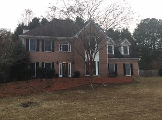 2815 Hunters Pond Ln, Snellville, GA