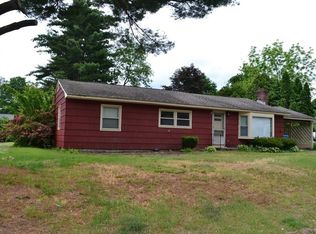 67 Bigelow Rd, Lancaster, MA 01523