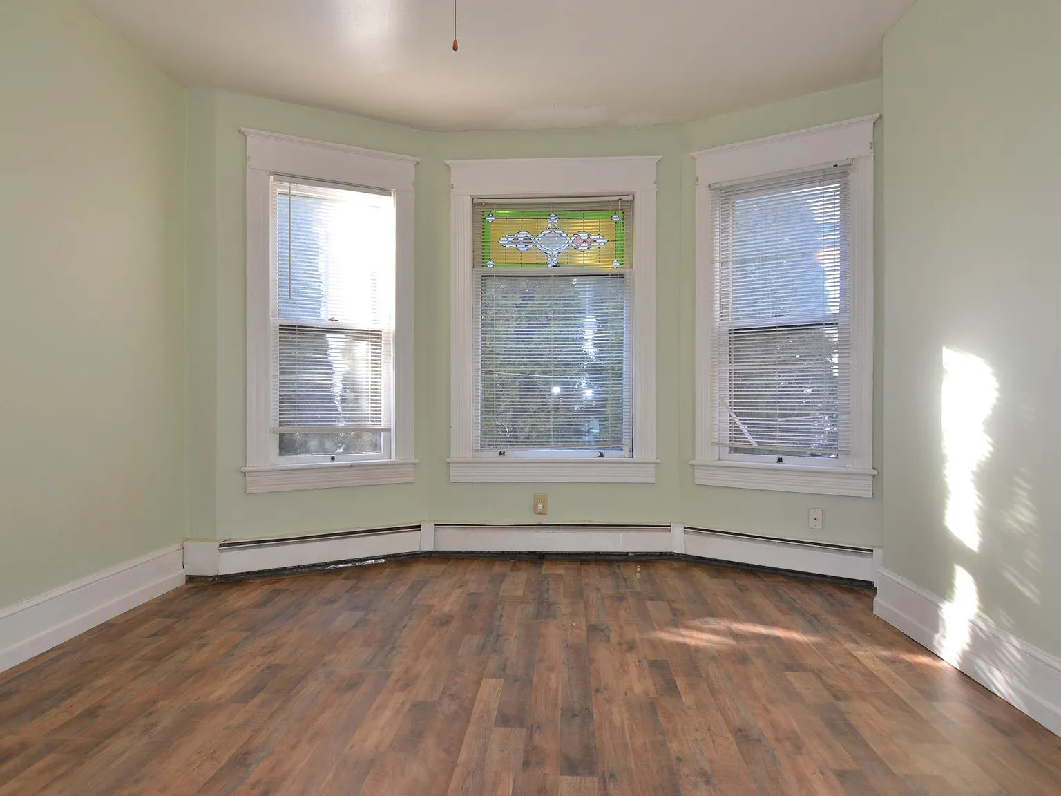 2 bed, 888 sqft, $1,150 — Photo 4
