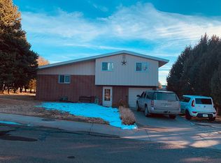 429 E 2nd St, Saint Francis, KS 67756