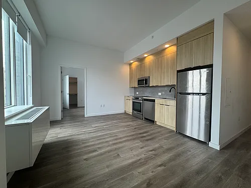 2455 3rd Ave #6E Photo 1