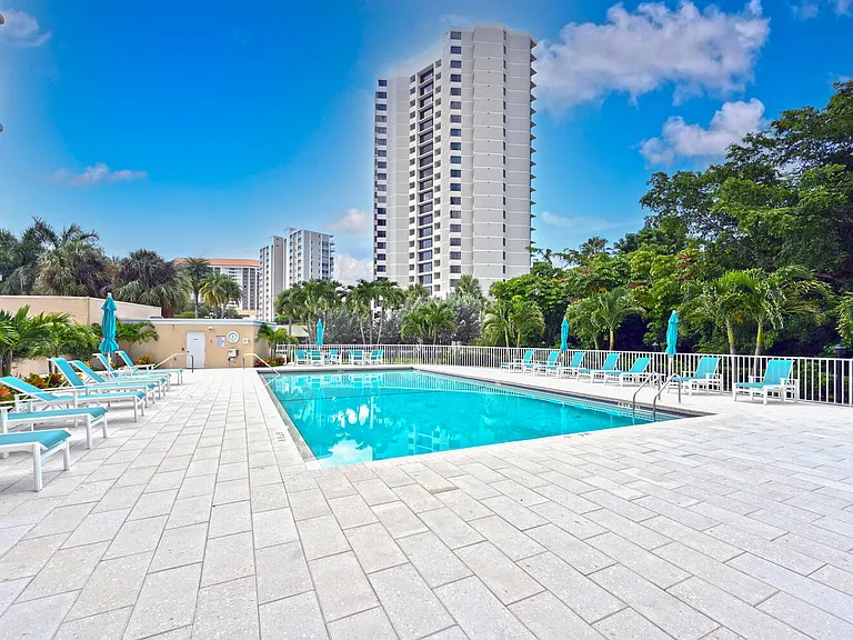 5550 Heron Point Dr #1903 — Photo 26