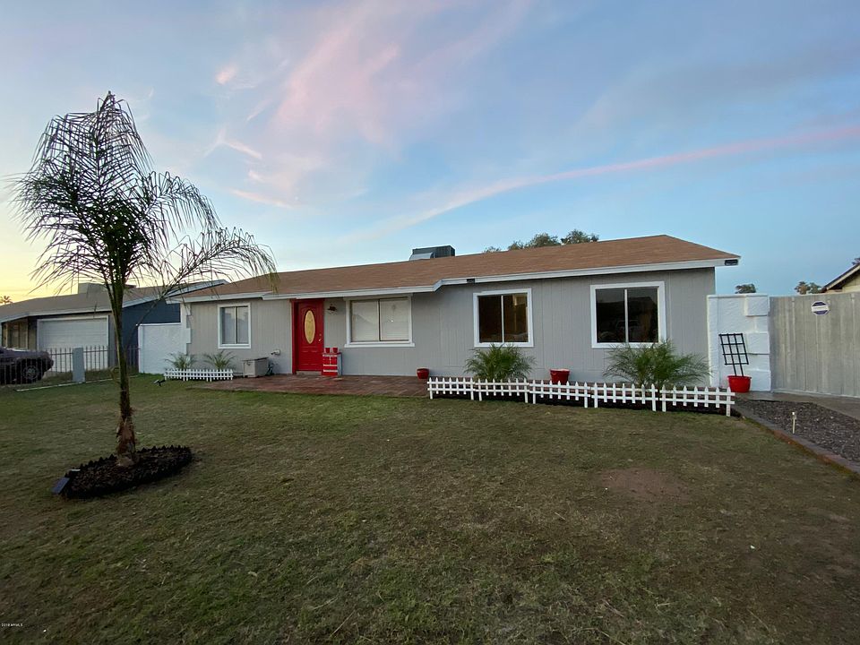 1st image of 7952 W Minnezona Ave
