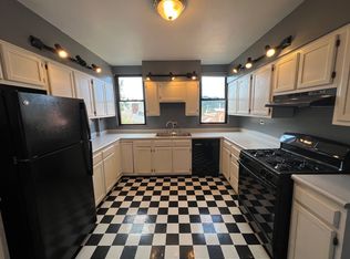 5329 Holmes St, Pittsburgh, PA 15201