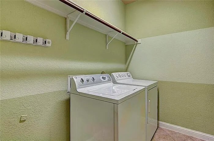 2409 Santa Clara Ln — Photo 27