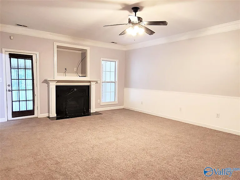 144 Oakcrest Rd — Photo 3