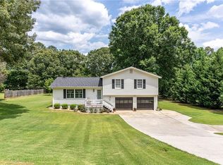 64 Amberidge Dr NW, Cartersville, GA