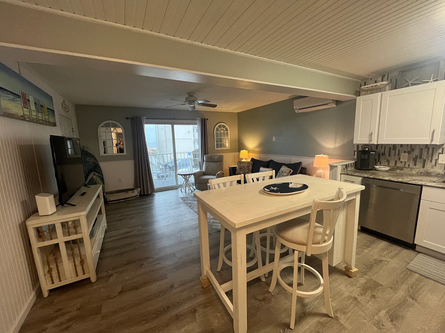 1 bed, 800 sqft, $1,800 — Photo 4
