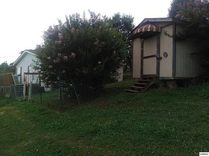 2nd image of 158 Mockingbird Hl #0