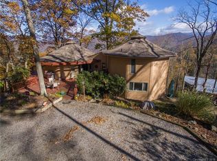 18 Patton Cir, Asheville, NC 28804