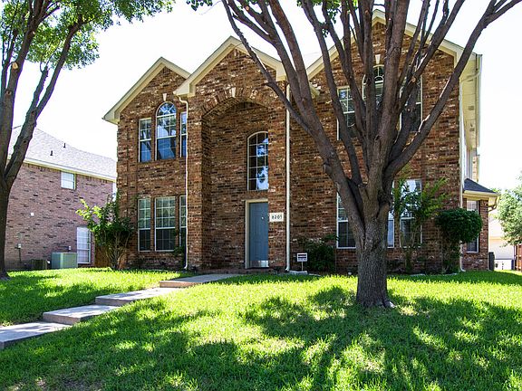 3rd image of 8201 Alderwood Dr