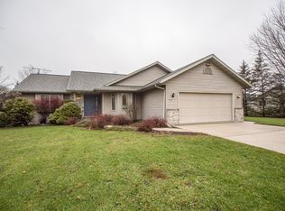N6764 Cardinal Dr, Sheboygan, WI 53083