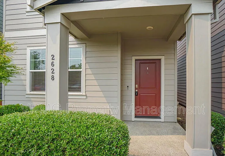 2628 NE 117th Pl — Photo 4