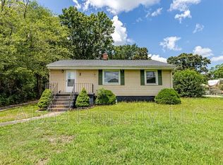 213 Donnan Rd, Taylors, SC 29687