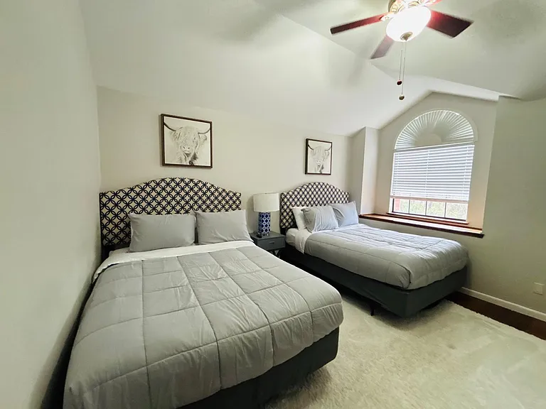 2407 Winding Hollow Ln — Photo 17