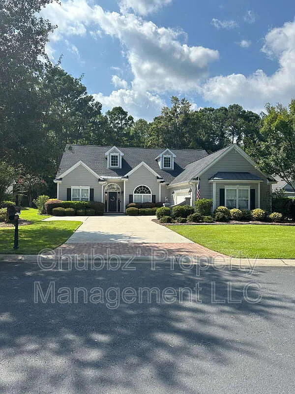 4 bed, 3.0 bath, 2433 sqft, $3,500 — Photo 1
