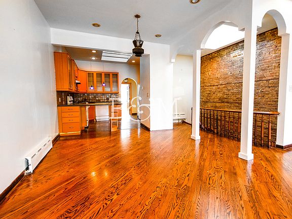 4th image of 344 E 120th St #3B