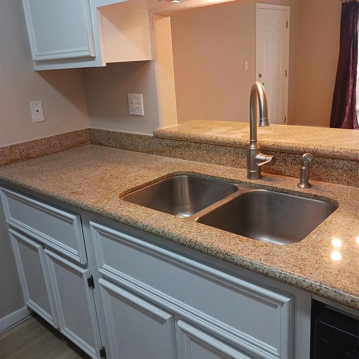1 bed, 1.0 bath, 578 sqft, $1,200 — Photo 4