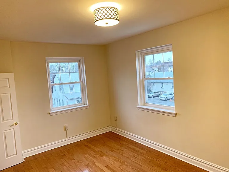 256 Franklin Ave #3C — Photo 10