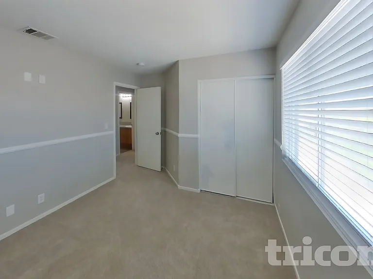1933 Desert Sage Ave — Photo 11