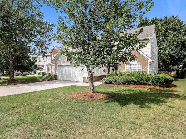 3252 Shady Valley Ct, Loganville, GA 30052